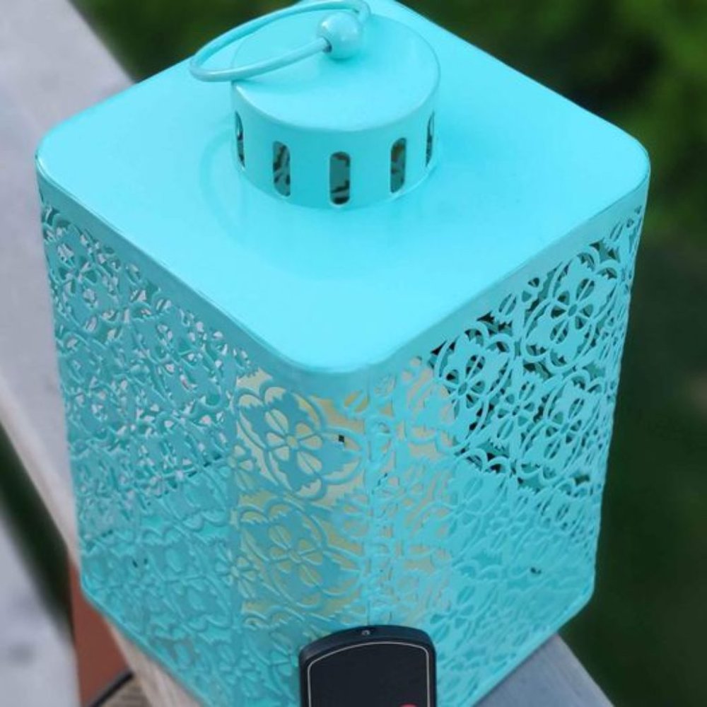 Flameless Candle Lantern (Turquoise/Blue) - Picture 3 of 3